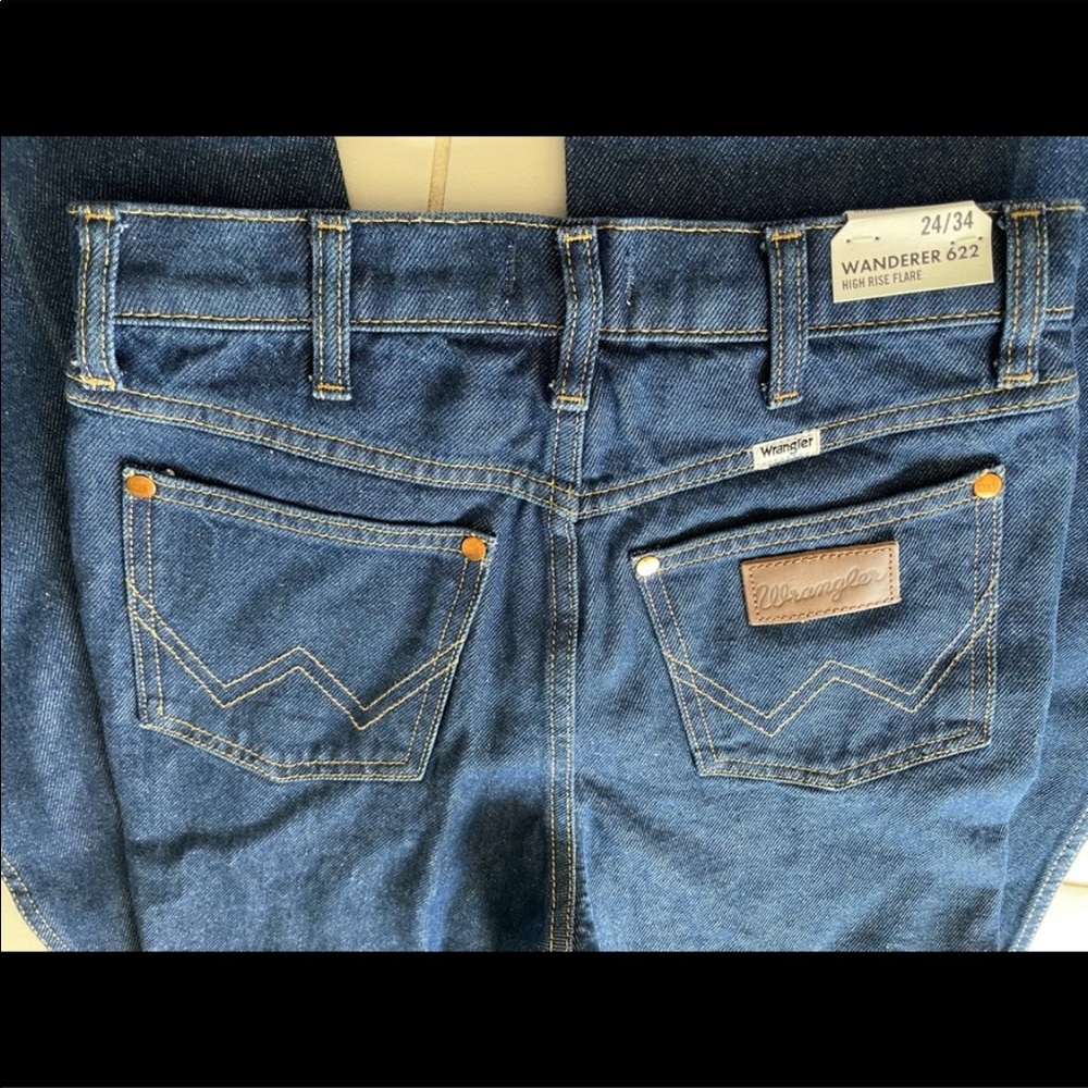 Wrangler Wanderer High Rose Flare NWT